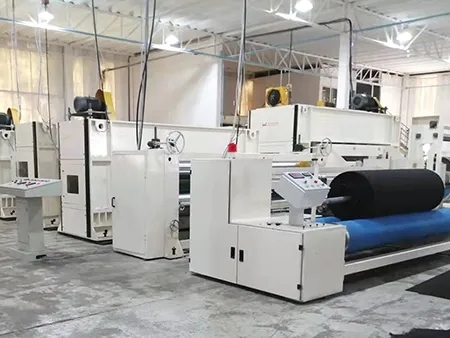 Línea de producción de fieltro interior automotriz